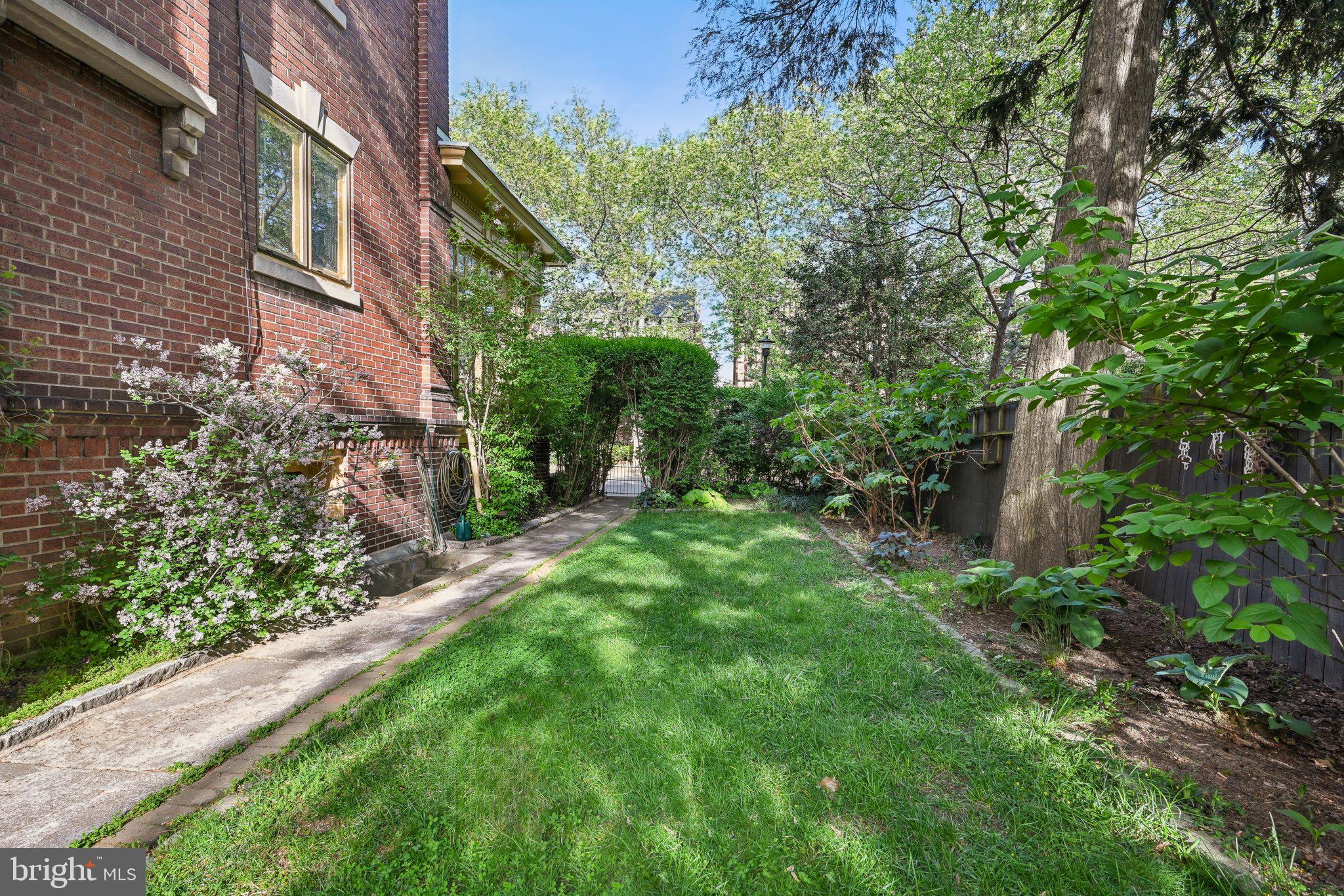 526 South 46th Street Philadelphia, PA 19143 - Photo 26 of 64