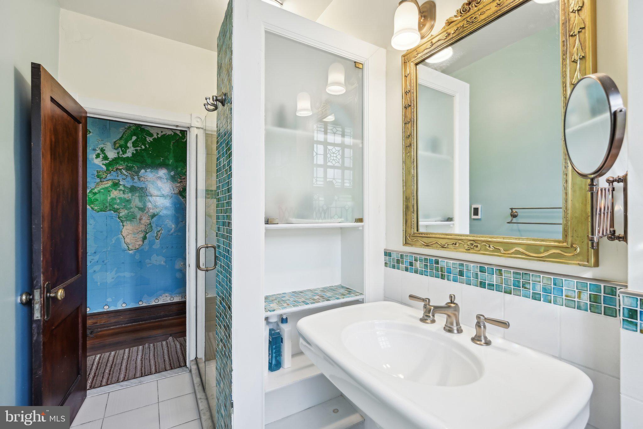526 South 46th Street Philadelphia, PA 19143 - Photo 49 of 64