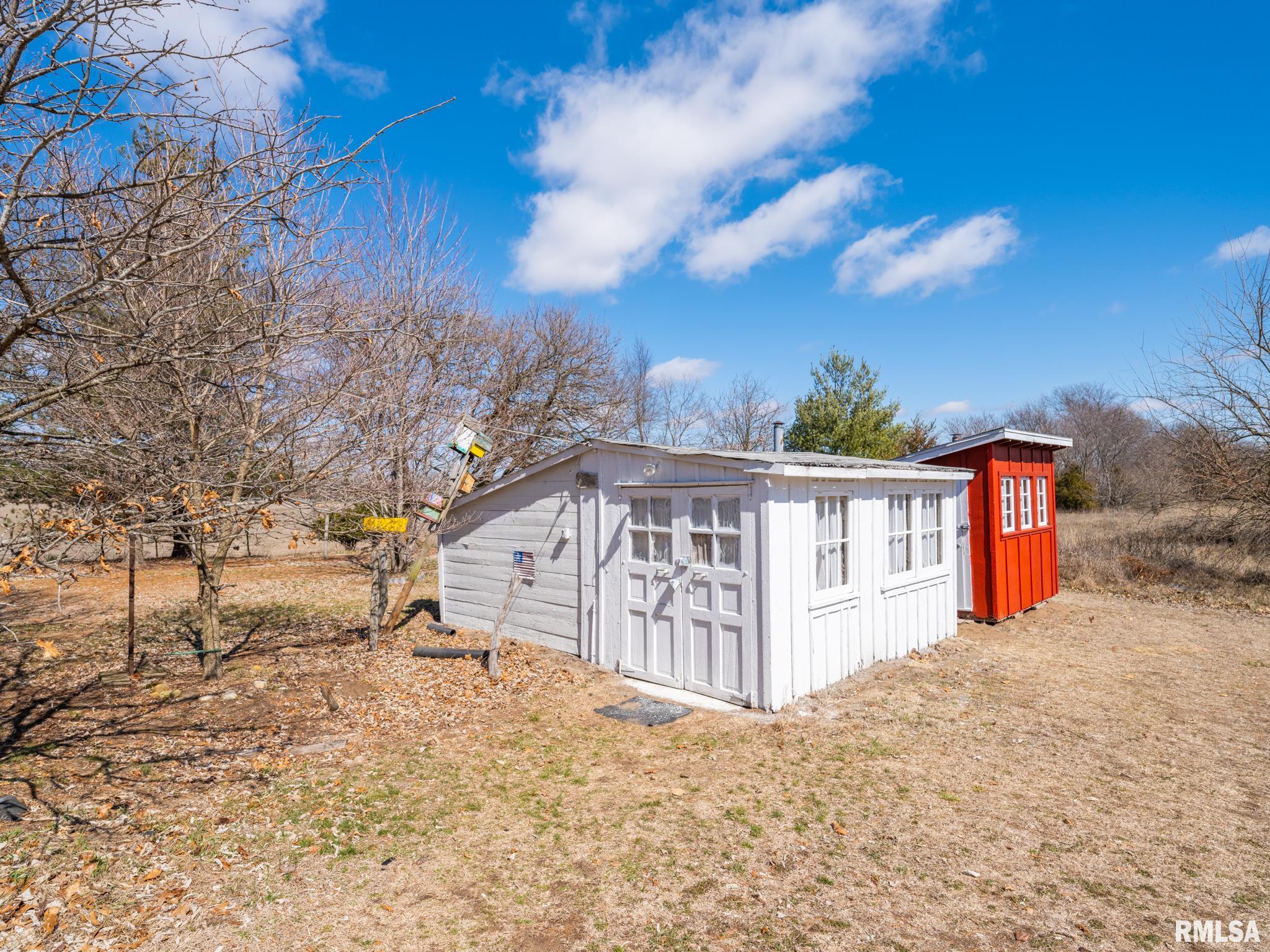 9736 North Manito Road Manito, IL 61546 - Photo 6 of 48 Gallery Image 6