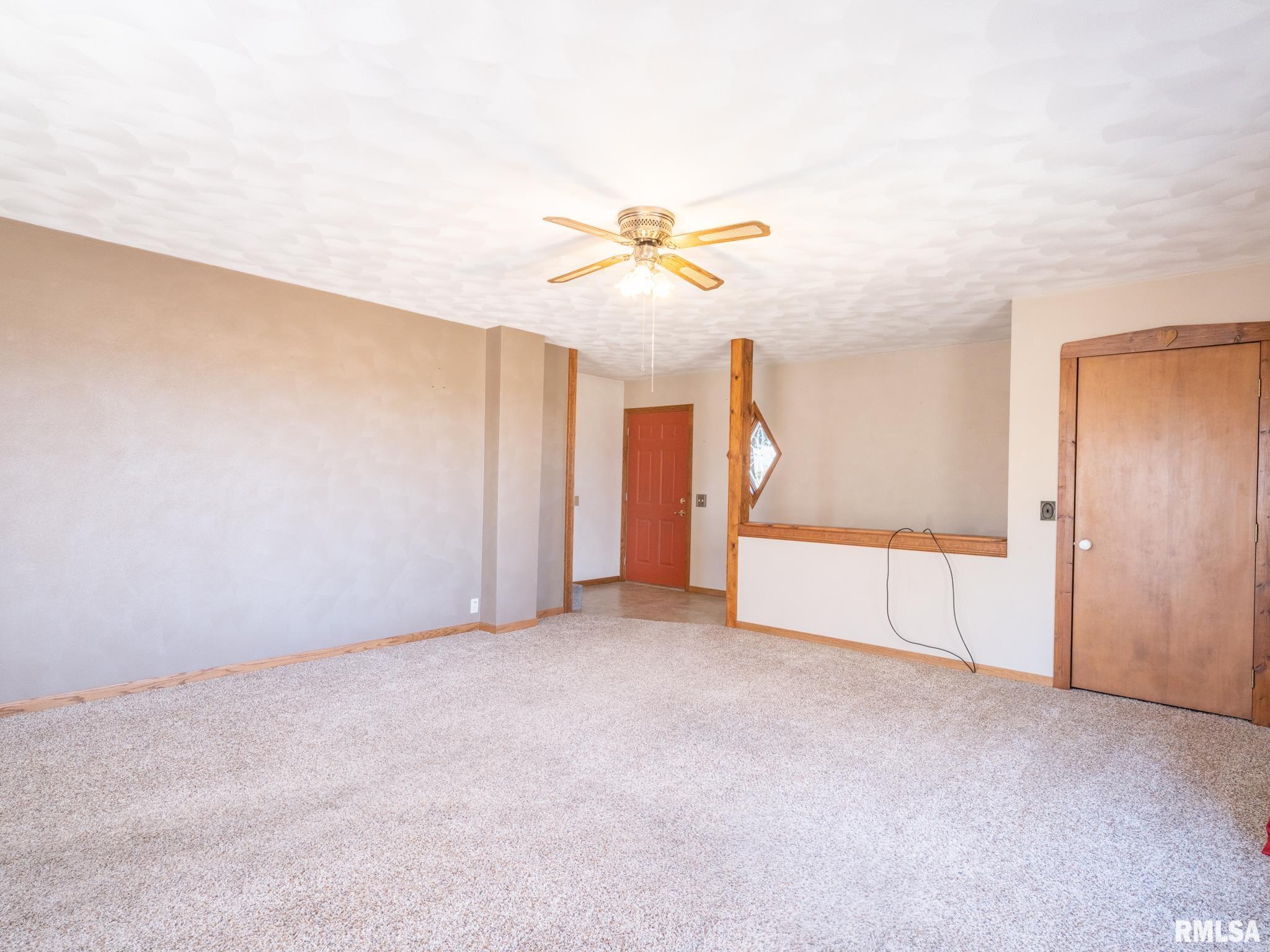 9736 North Manito Road Manito, IL 61546 - Photo 8 of 48 Gallery Image 8