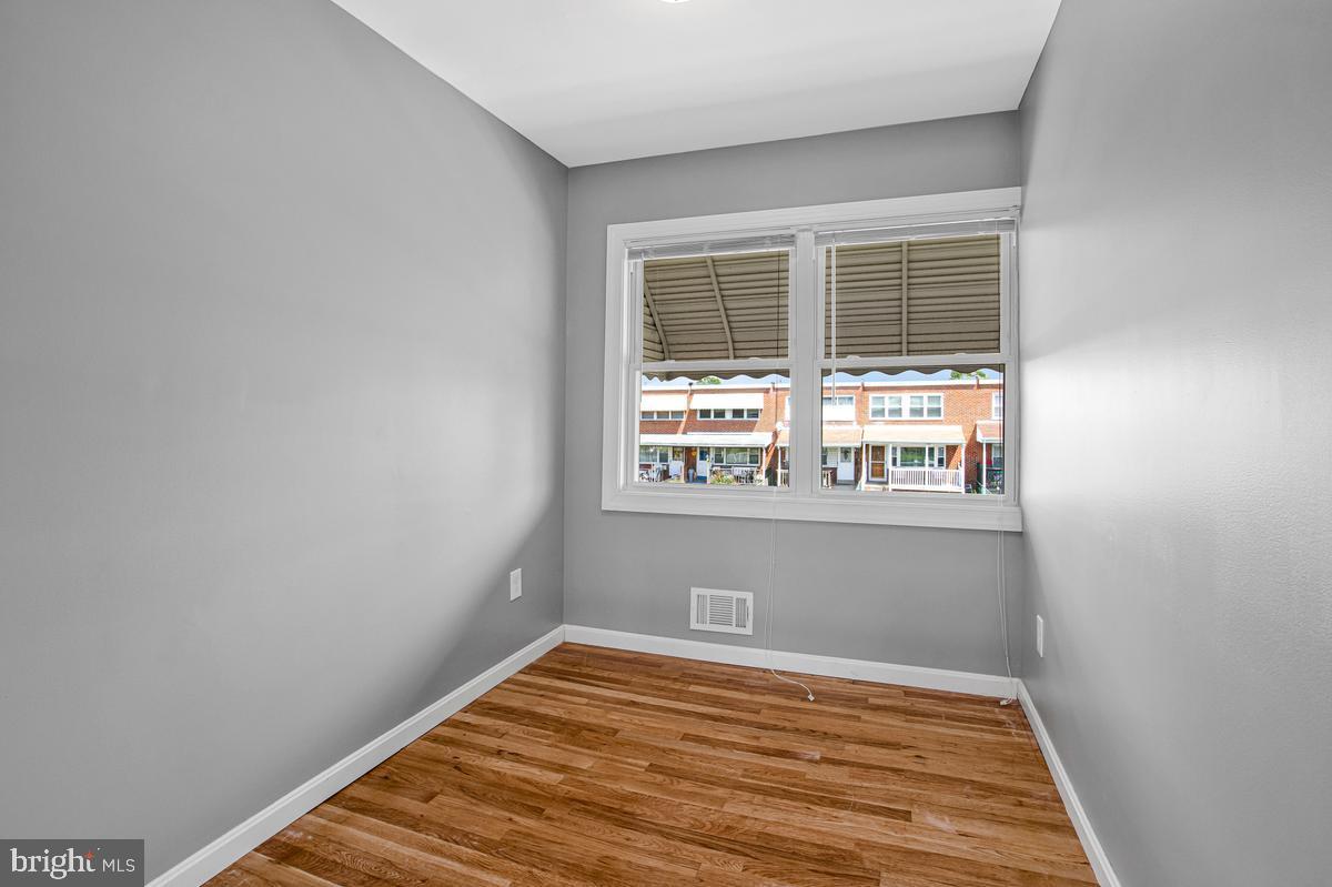 8135 Del Haven Road Baltimore, MD 21222 - Photo 19 of 34 Gallery Image 19