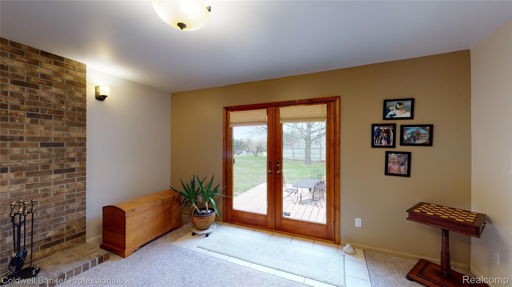 1191 West Sutton Road Metamora, MI 48455 - Photo 38 of 63 family room 4.jpg
