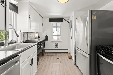 $975,000 | 4 54th Street, Newburyport, MA 01950