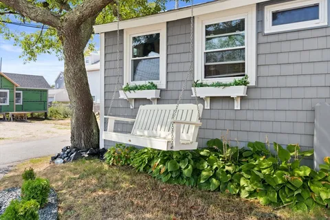 $975,000 | 4 54th Street, Newburyport, MA 01950
