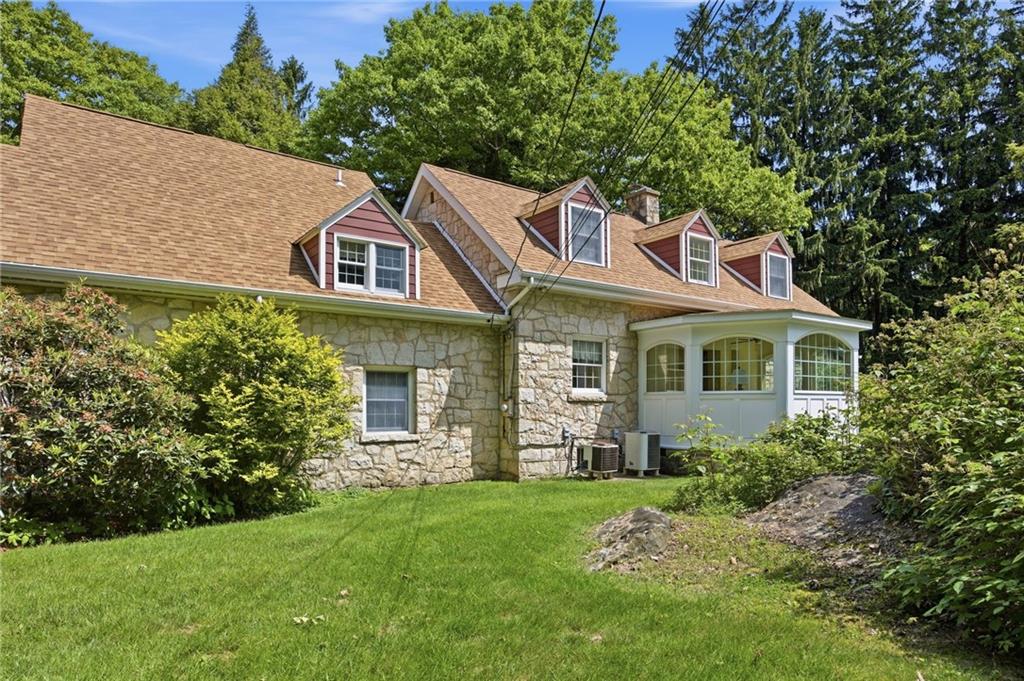 2541 Springfield Pike Connellsville, PA 15425 - Photo 2 of 50