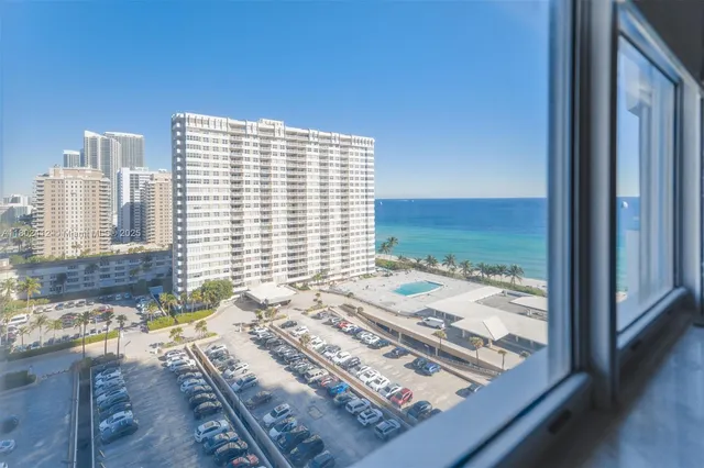 $2,750 | 1980 South Ocean Drive, Unit 14M, Hallandale Beach, FL 33009
