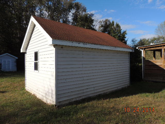 1022 Cloyds Church Road Greenback, TN 37742 - Photo 2 of 10 DSCN0051