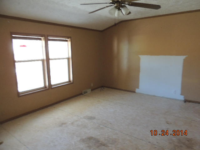 1022 Cloyds Church Road Greenback, TN 37742 - Photo 4 of 10 DSCN0067