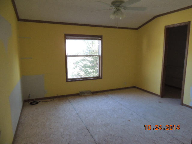 1022 Cloyds Church Road Greenback, TN 37742 - Photo 9 of 10 DSCN0087