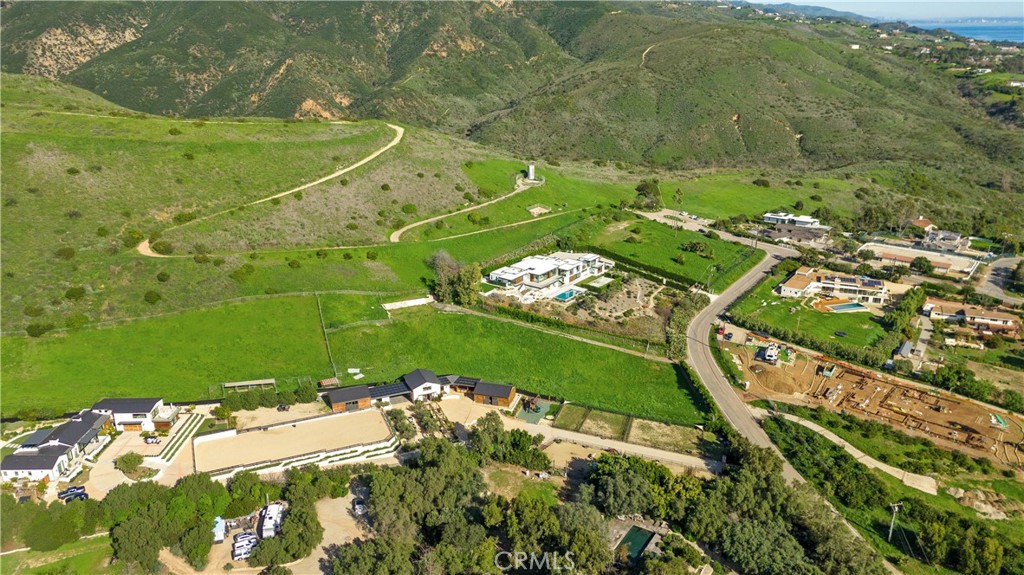 29675 Cuthbert Road Malibu, CA 90265 - Photo 3 of 7 view of a city