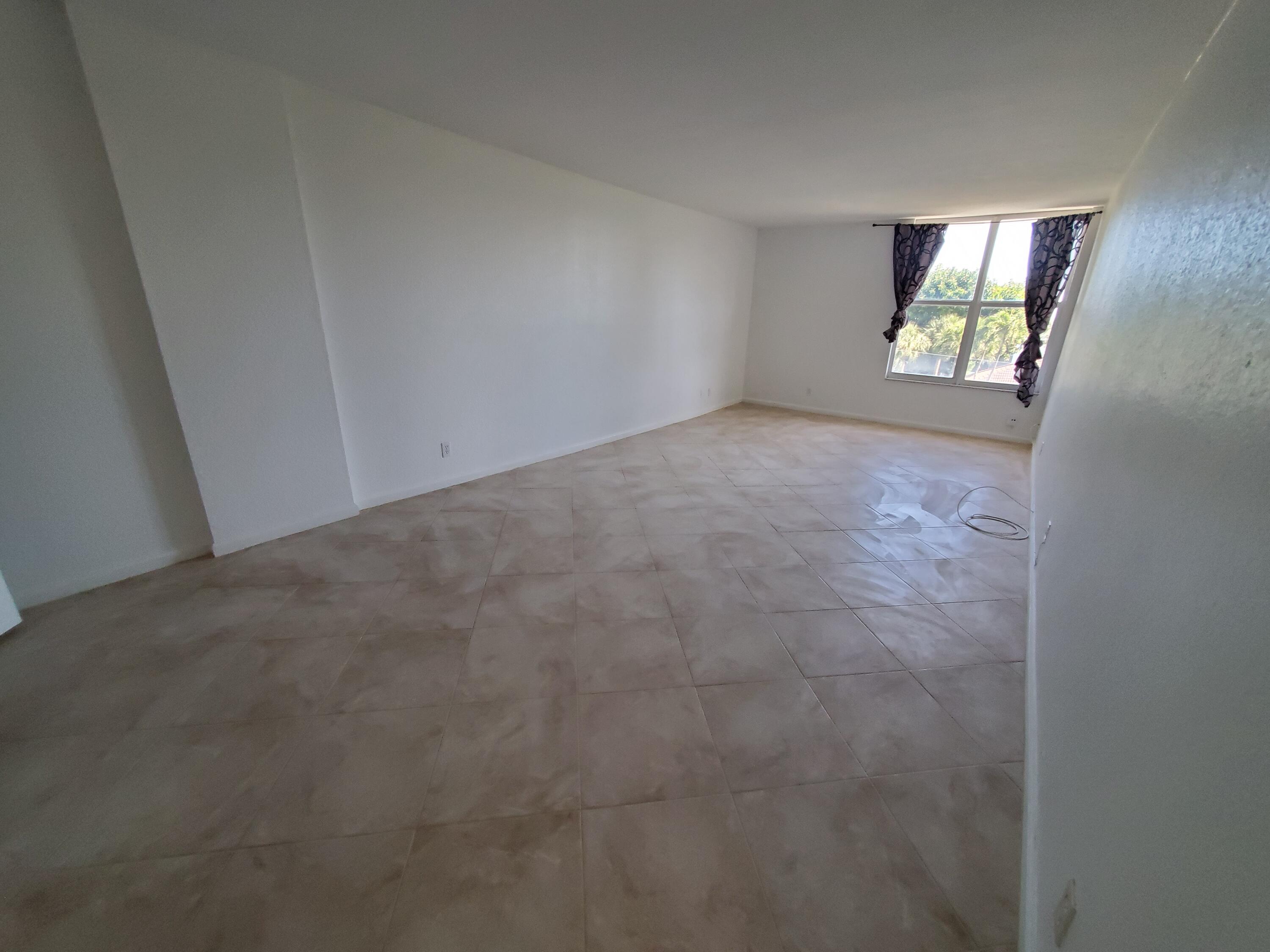 1000 Spanish River Road, Unit 4K Boca Raton, FL 33432 - Photo 12 of 22 master bath fits 2 king size beds