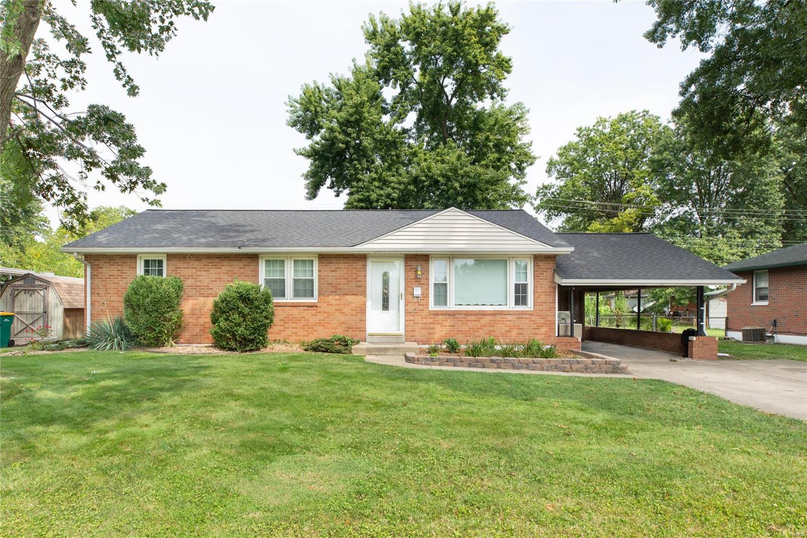 2539 Pontoon Road Granite City, IL 62040 - Photo 1 of 25 Gallery Image 1