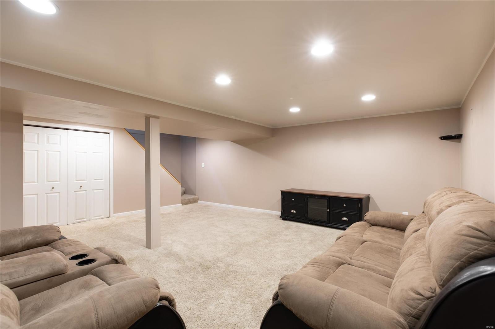 2539 Pontoon Road Granite City, IL 62040 - Photo 20 of 25 Gallery Image 20