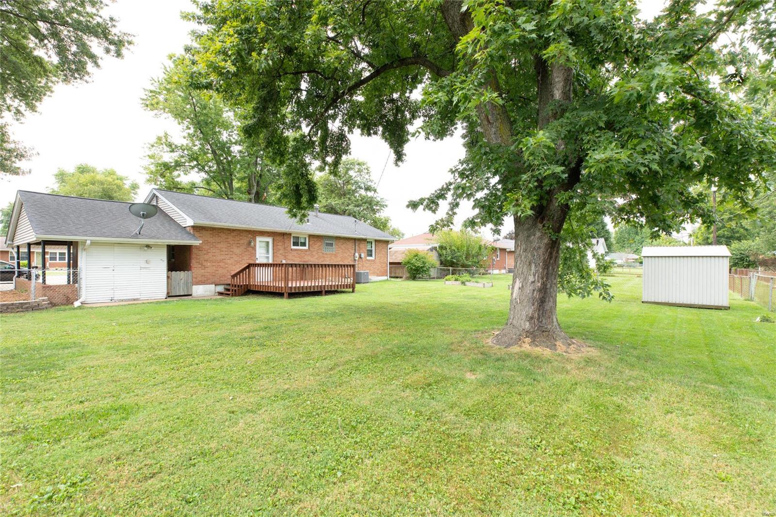 2539 Pontoon Road Granite City, IL 62040 - Photo 23 of 25 Gallery Image 23