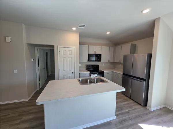 $1,790 | 10626 Bird Of Paradise Ln., Houston, TX 77016