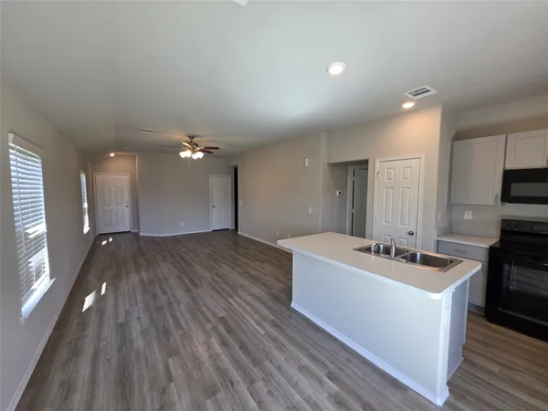 $1,790 | 10626 Bird Of Paradise Ln., Houston, TX 77016