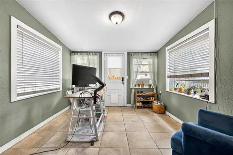 $355,000 | 1318 West Rambla Street, Tampa, FL 33612