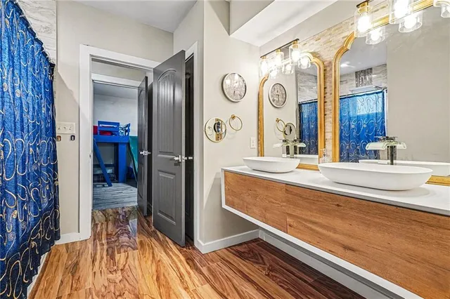 $715,000 | 3336 Creatwood Trail Southeast, Smyrna, GA 30080