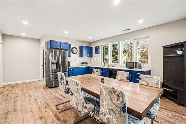 $715,000 | 3336 Creatwood Trail Southeast, Smyrna, GA 30080