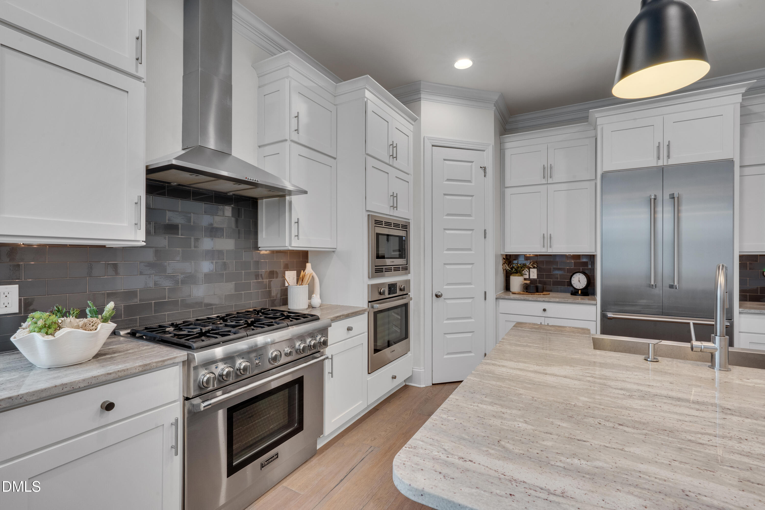 8027 Brandyapple Drive Raleigh, NC 27615 - Photo 18 of 52 Soft Close Drawers and Doors
