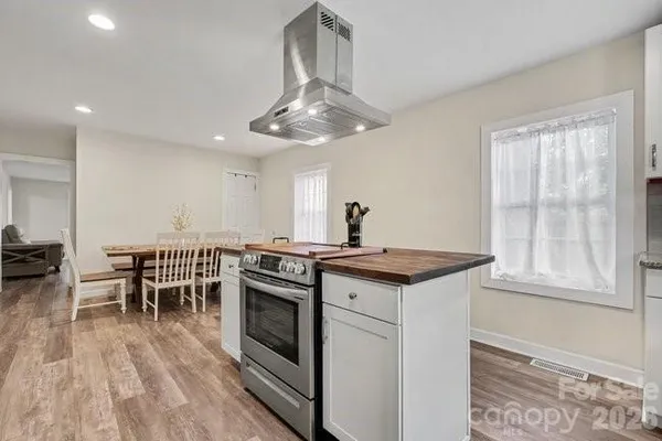 $428,500 | 500 Boger Street, Mooresville, NC 28115
