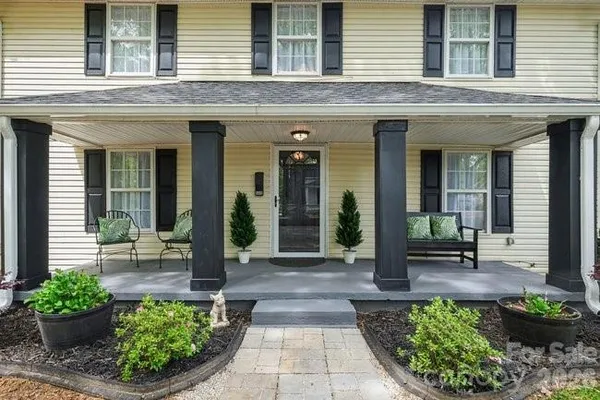 $428,500 | 500 Boger Street, Mooresville, NC 28115
