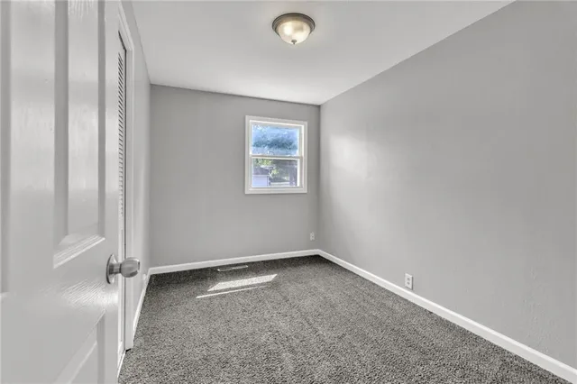 $208,000 | 810 Northeast 62nd Street, Gladstone, MO 64118