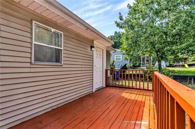 $208,000 | 810 Northeast 62nd Street, Gladstone, MO 64118