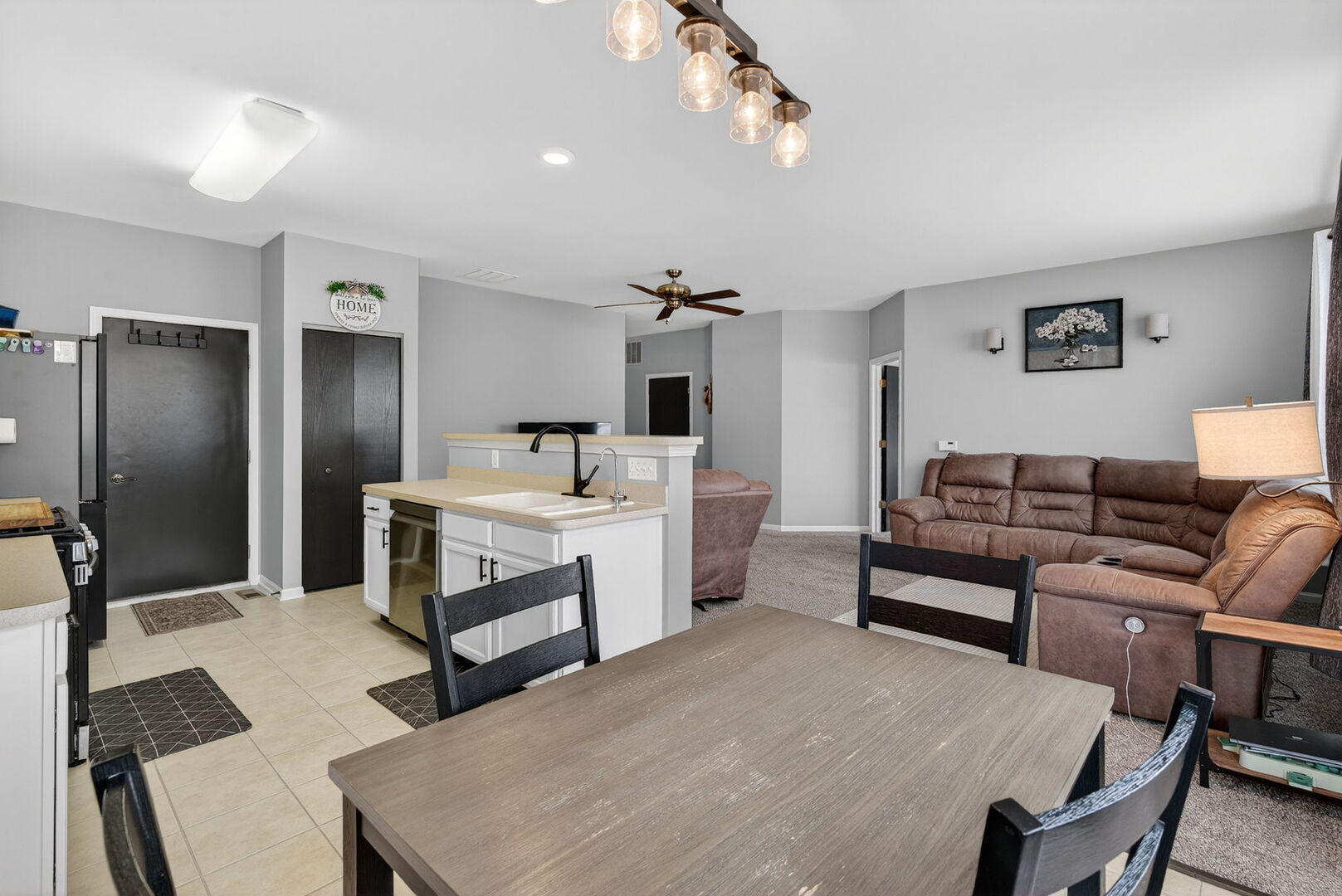 1596 Ludington Circle Romeoville, IL 60446 - Photo 9 of 38