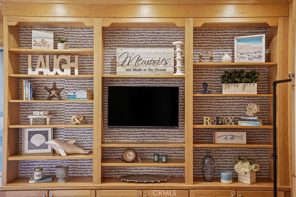 23802 Cassandra Bay Dana Point, CA 92629 - Photo 37 of 56 a view of a building with a door and a window