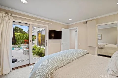 a view of a house with porch and sitting area