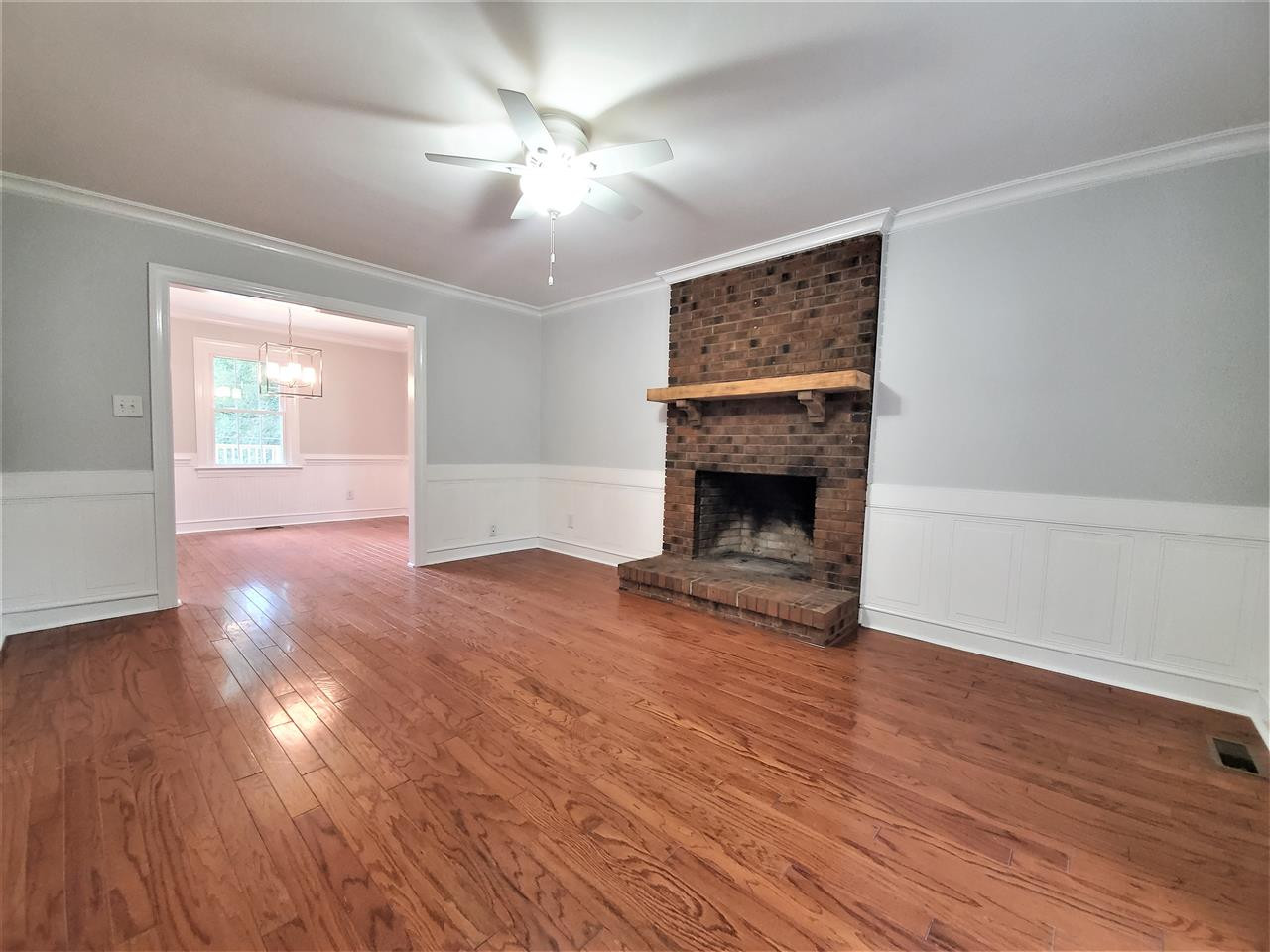 2120 Quail Ridge Road Raleigh, NC 27609 - Photo 10 of 29 Living Room