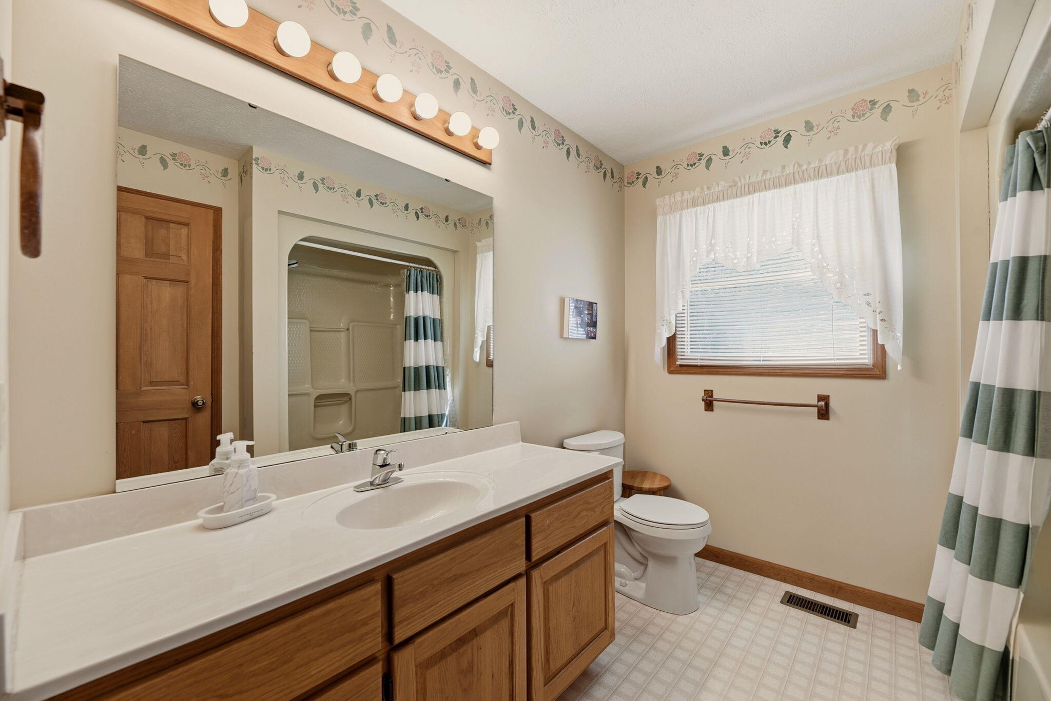 1265 Groover Road Spring City, TN 37381 - Photo 21 of 58 20-web-or-mls-Grvr1265 (77)