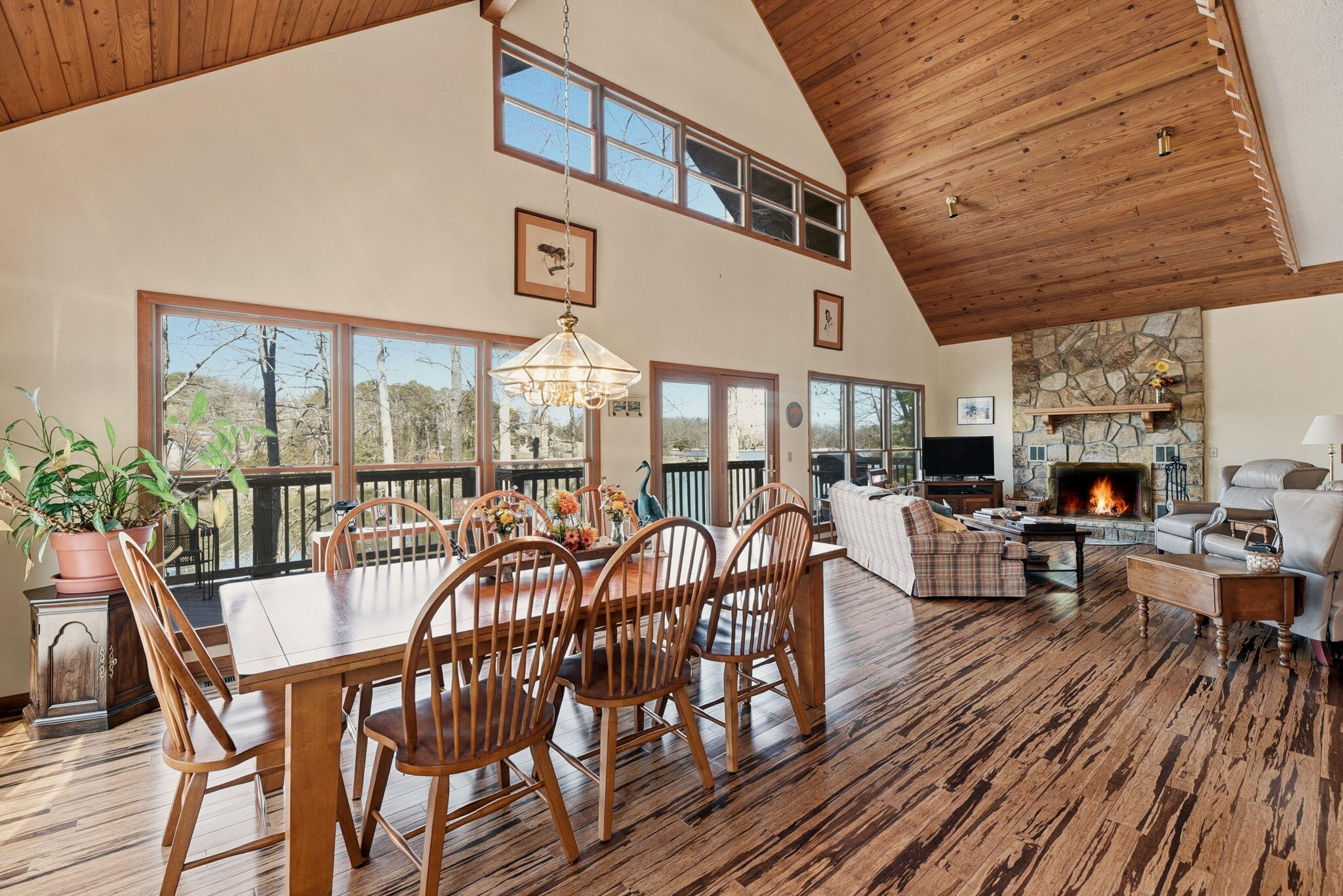 1265 Groover Road Spring City, TN 37381 - Photo 4 of 58 3-web-or-mls-Grvr1265 (23)_with_fire