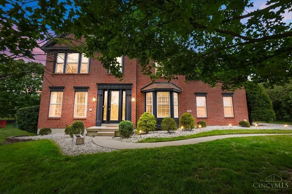 $540,000 | 80 Gregg Court, Springboro, OH 45066