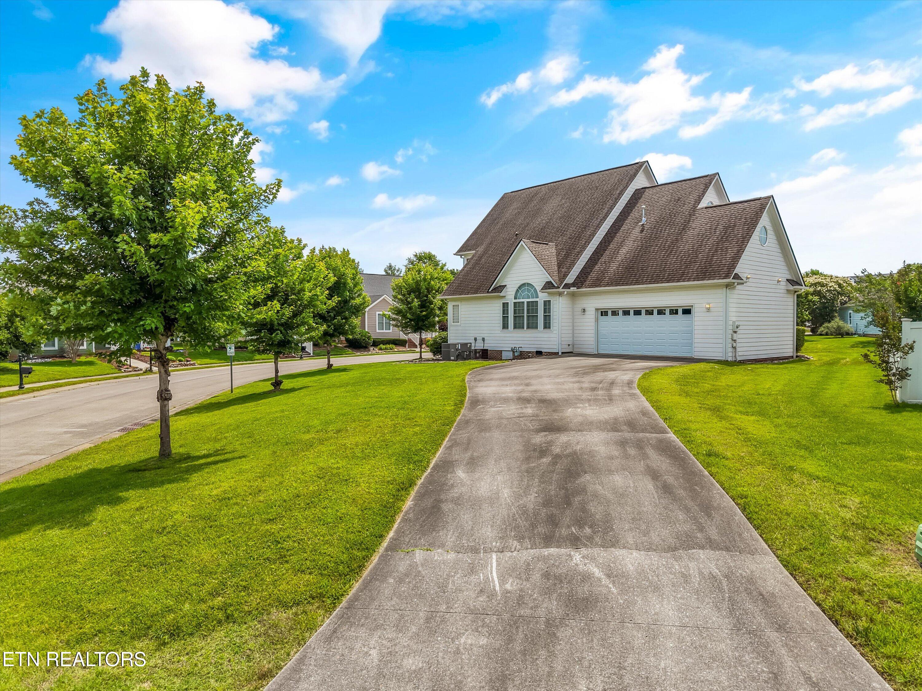 161 Liberty Court Oak Ridge, TN 37830 - Photo 35 of 45 Back Exterior