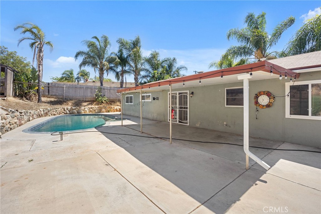 10937 Desert Sand Avenue Riverside, CA 92505 - Photo 35 of 46