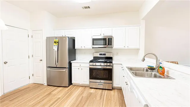 $2,200 | 2070 Hailston Drive Northwest, Duluth, GA 30097