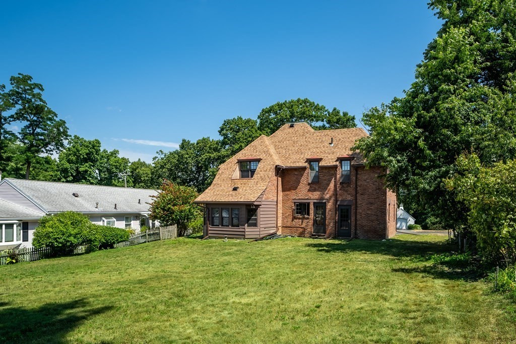 85 Emerson Road Longmeadow, MA 01106 - Photo 33 of 34 Gallery Image 33