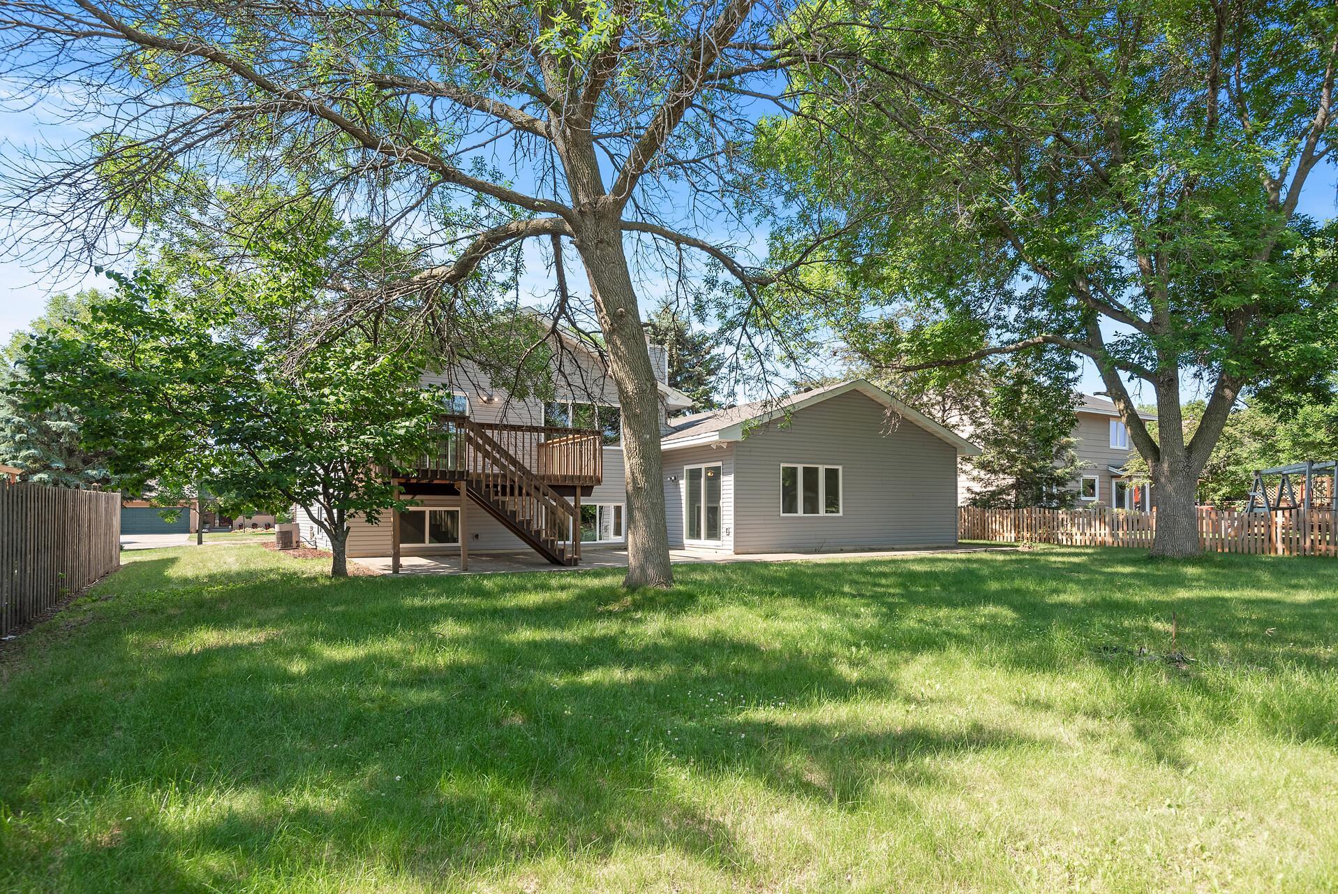 14352 Embry Path Apple Valley, MN 55124 - Photo 41 of 45 Gallery Image 41