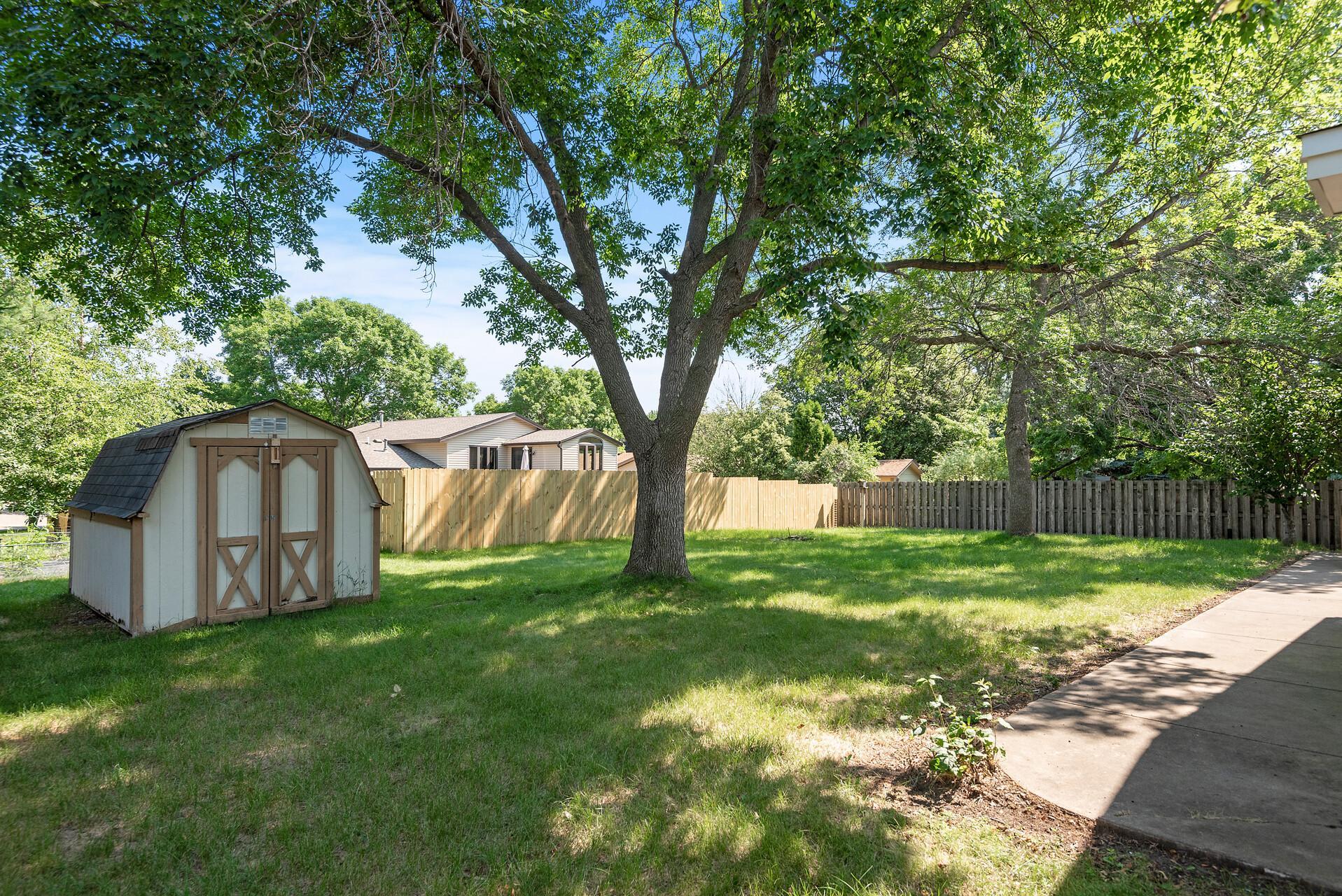 14352 Embry Path Apple Valley, MN 55124 - Photo 45 of 45 Gallery Image 45