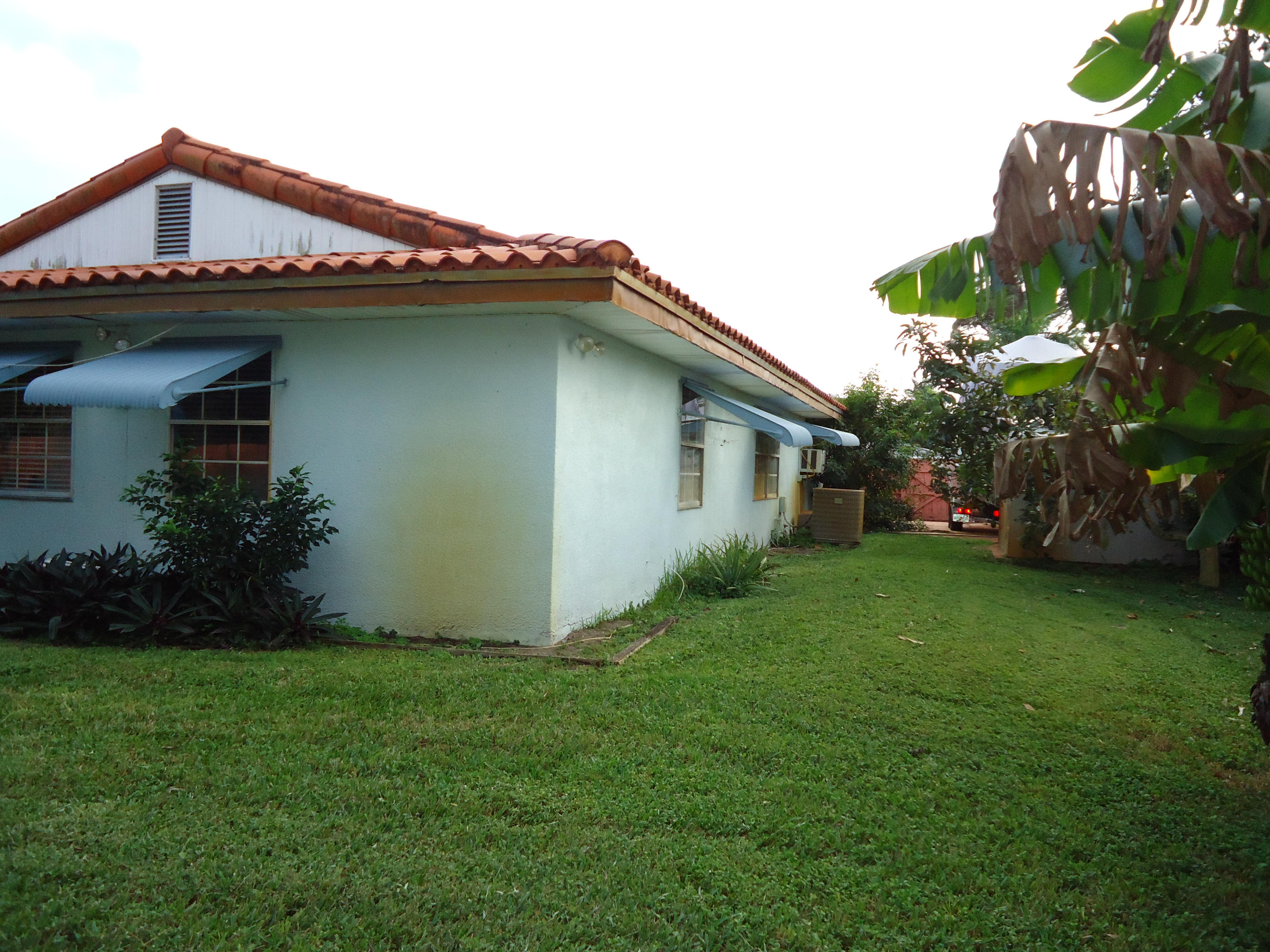5051 Buchanan Road Delray Beach, FL 33484 - Photo 30 of 32 Backyard4