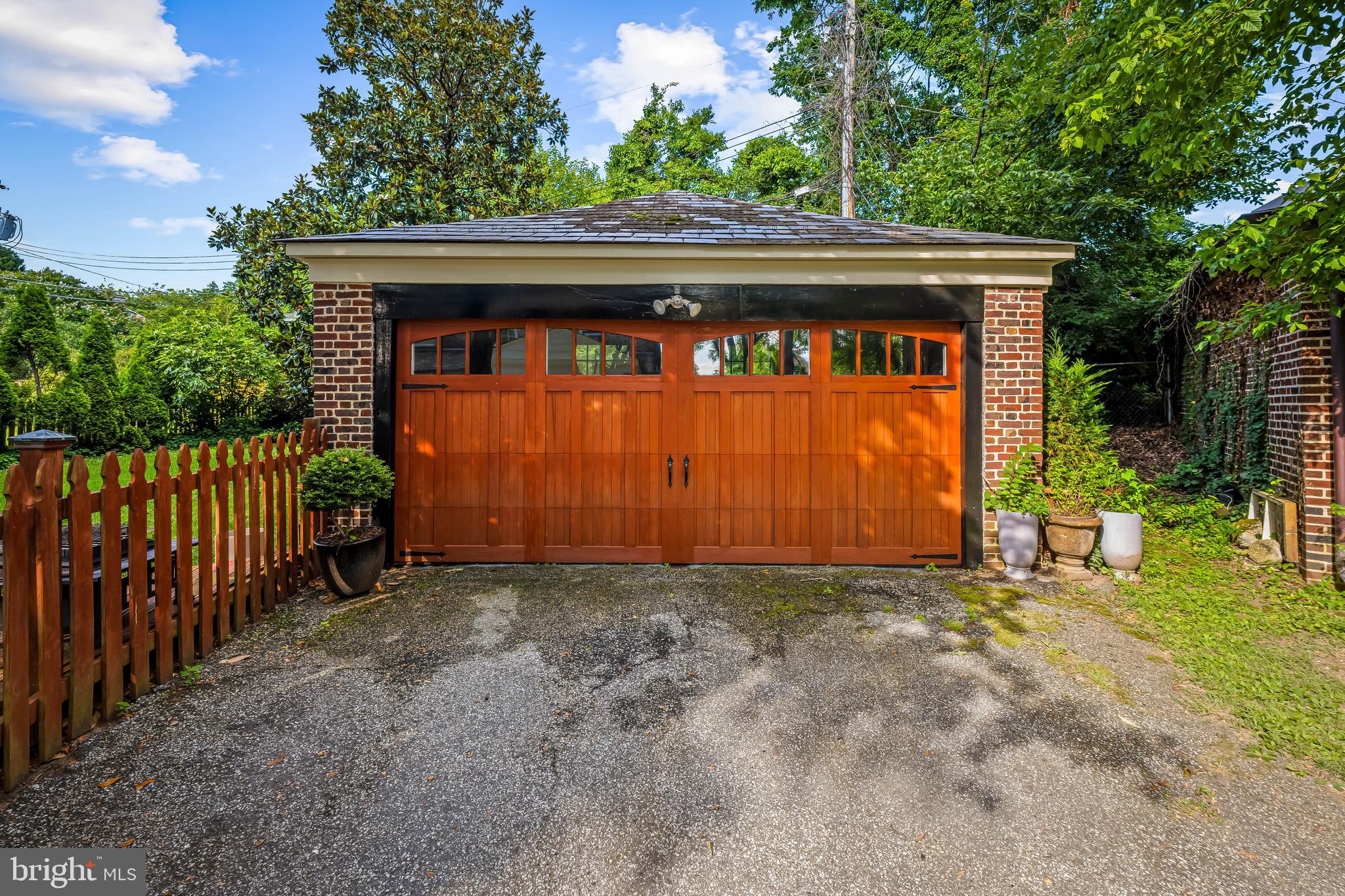 4303 Norwood Road Baltimore, MD 21218 - Photo 45 of 77 Two-car detached garage w/automatic opener
