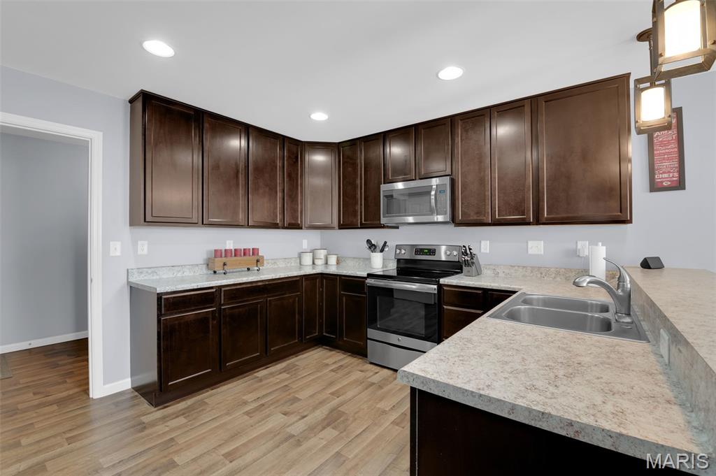 3009 Harpool Street St. Charles, MO 63301 - Photo 11 of 46