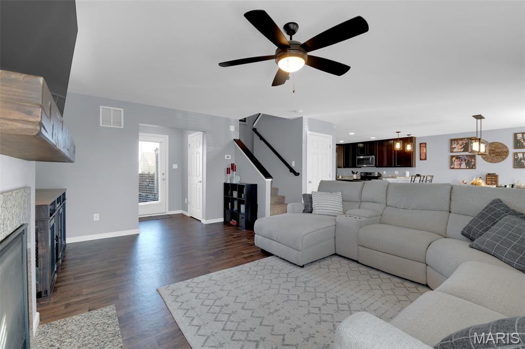 3009 Harpool Street St. Charles, MO 63301 - Photo 5 of 46