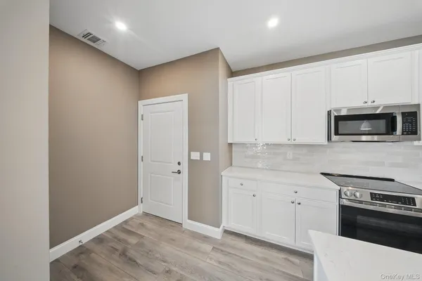 $2,300 | 3 Giada Lane, Unit 6, Middletown, NY 10940