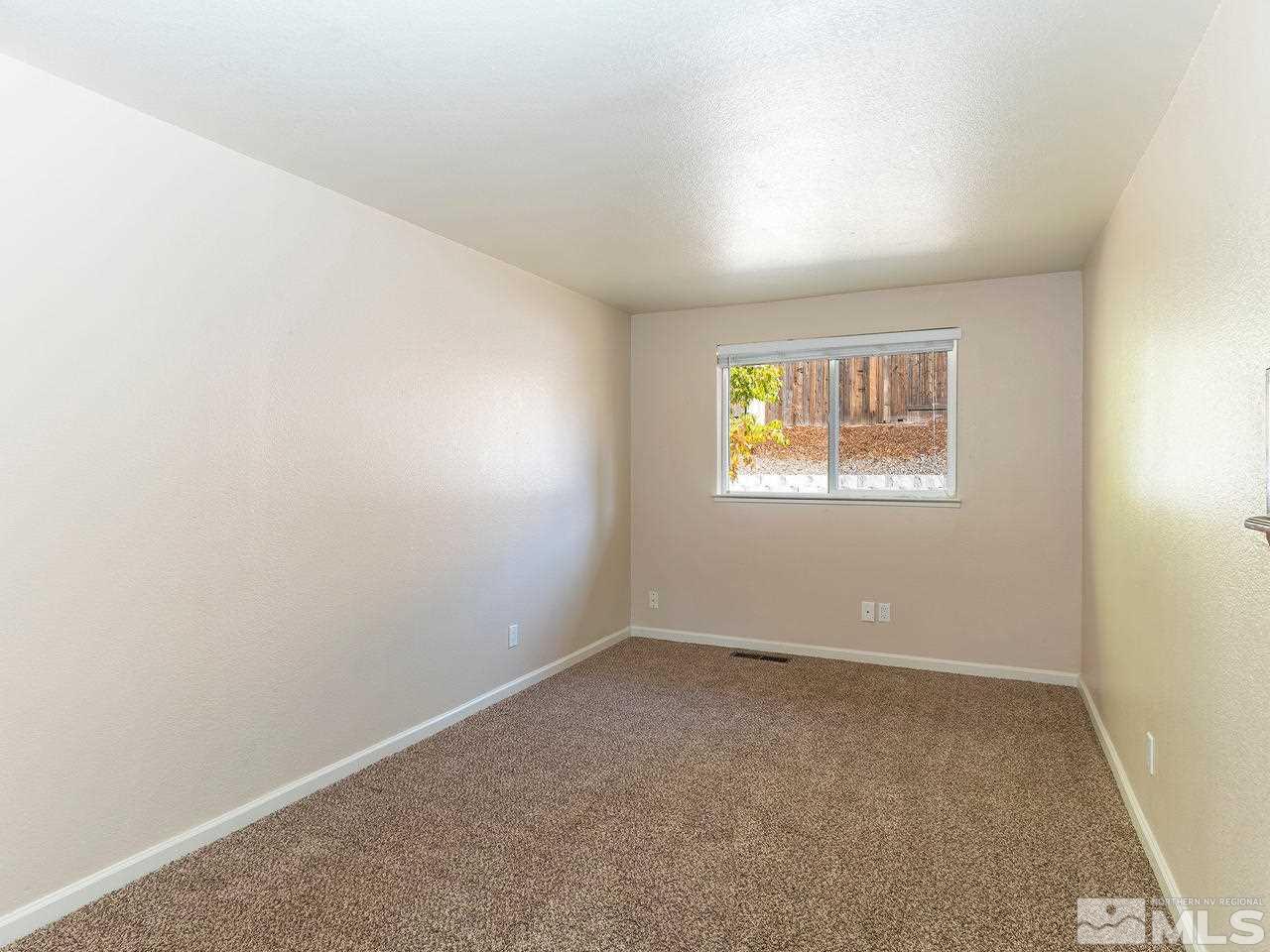8660 Corrigan Way Reno, NV 89506 - Photo 6 of 12 Photo 6