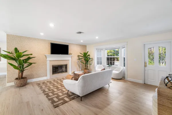 $13,500 | 518 Gardenia Terrace, Delray Beach, FL 33444