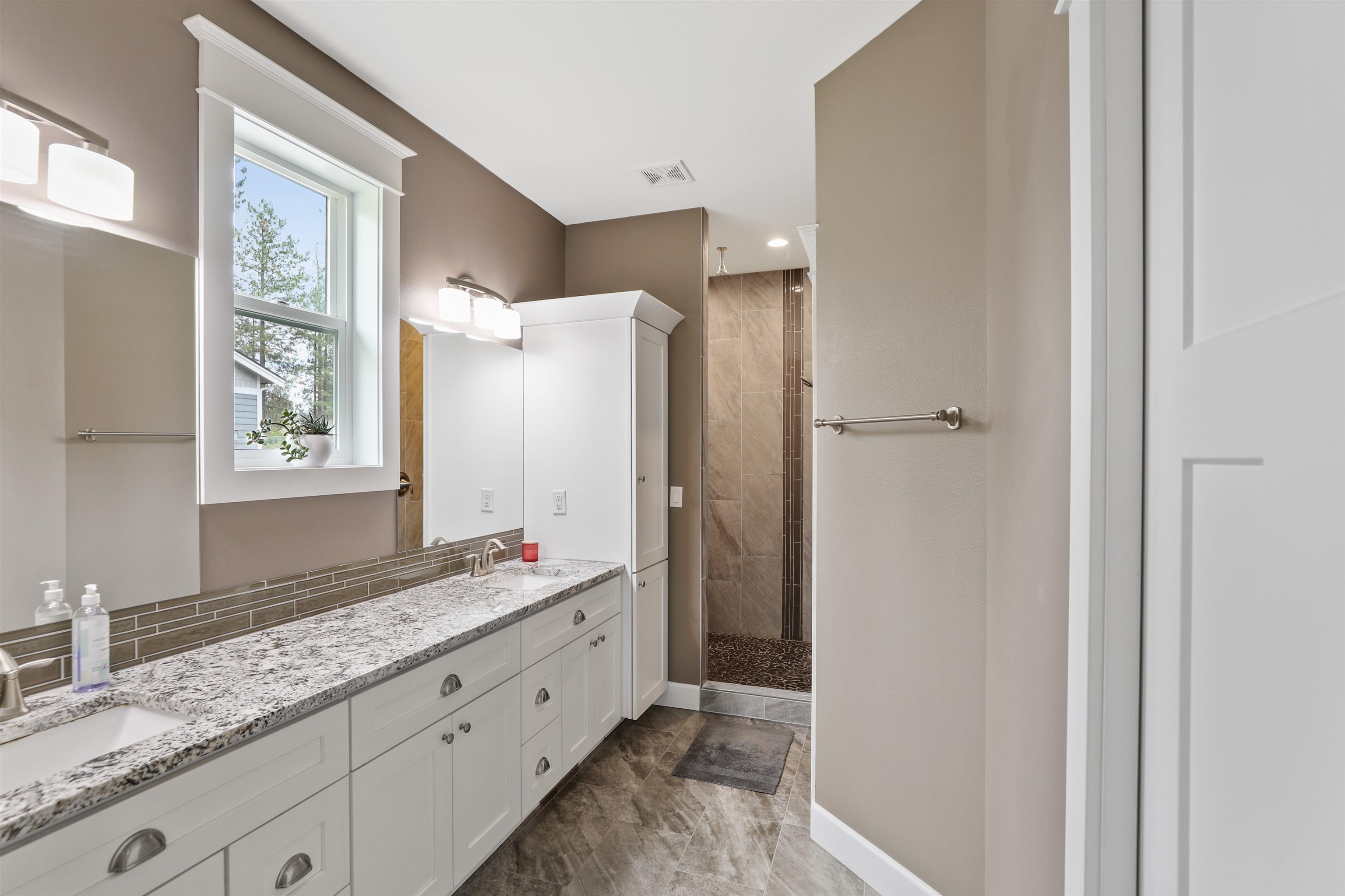15006 North Country Ridge Lane Spokane, WA 99208 - Photo 23 of 45