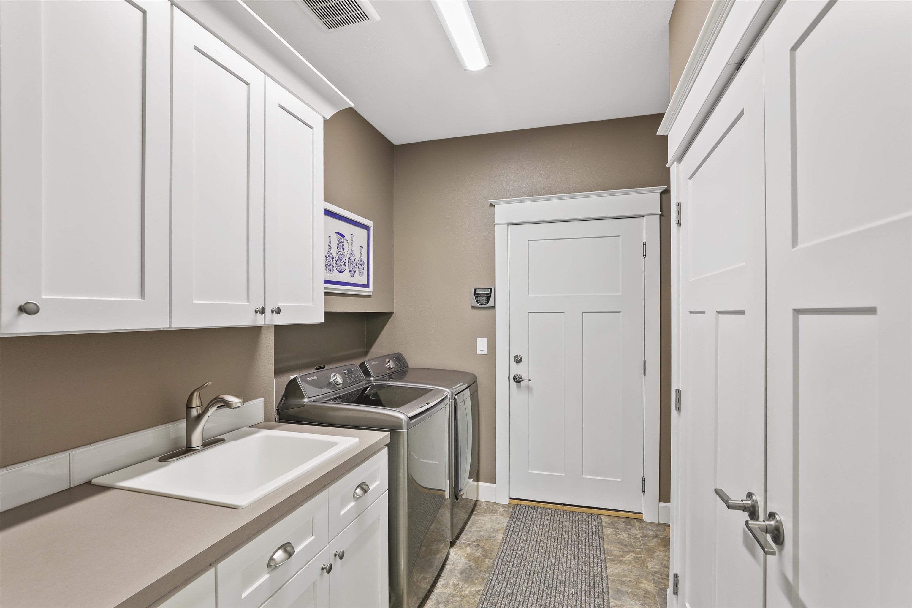 15006 North Country Ridge Lane Spokane, WA 99208 - Photo 28 of 45